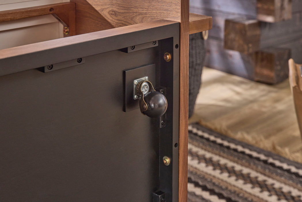 Lincoln - Square Coffee Table With Casters - Light Brown