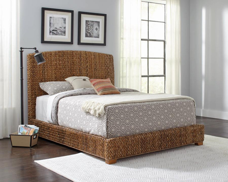 Laughton - Hand-Woven Banana Leaf Bed